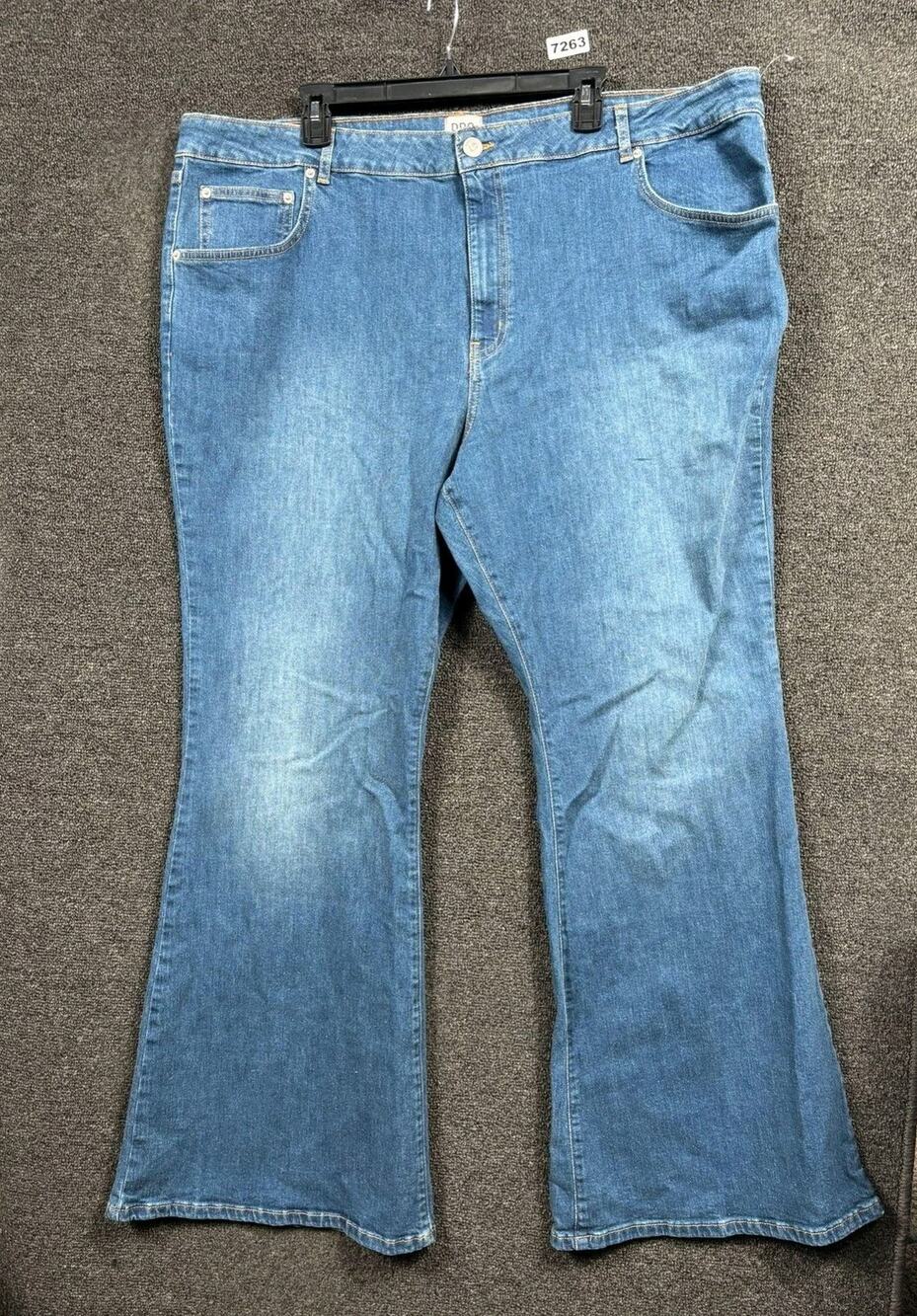BDG Urban Outfitters Jeans Womens 40 Blue Flare Embellished Back Pocket Denim